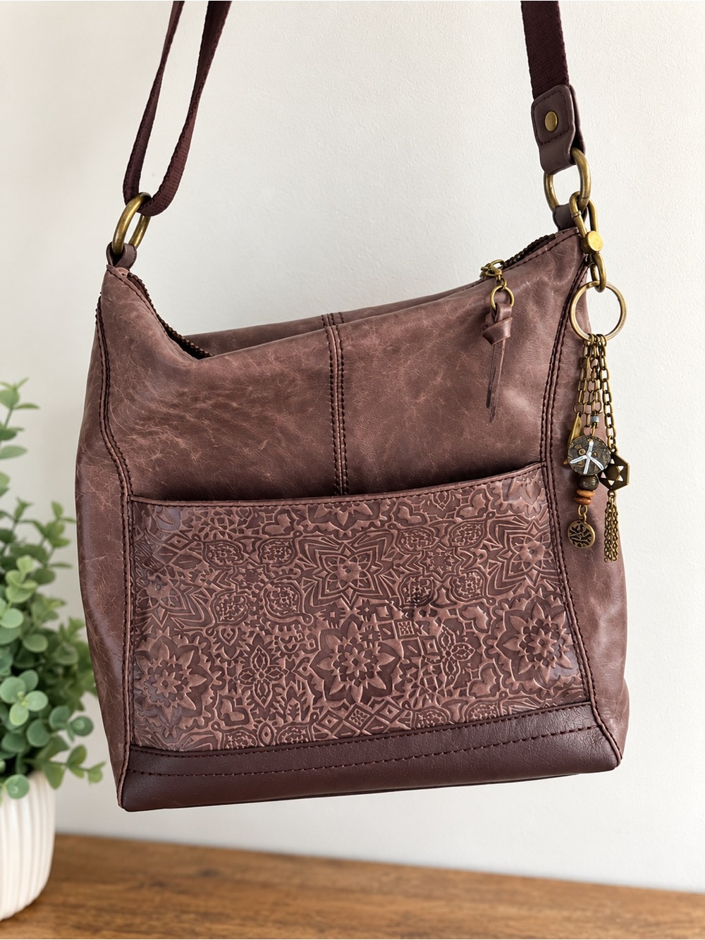 The Sal Silverlake Leather Crossbody bag